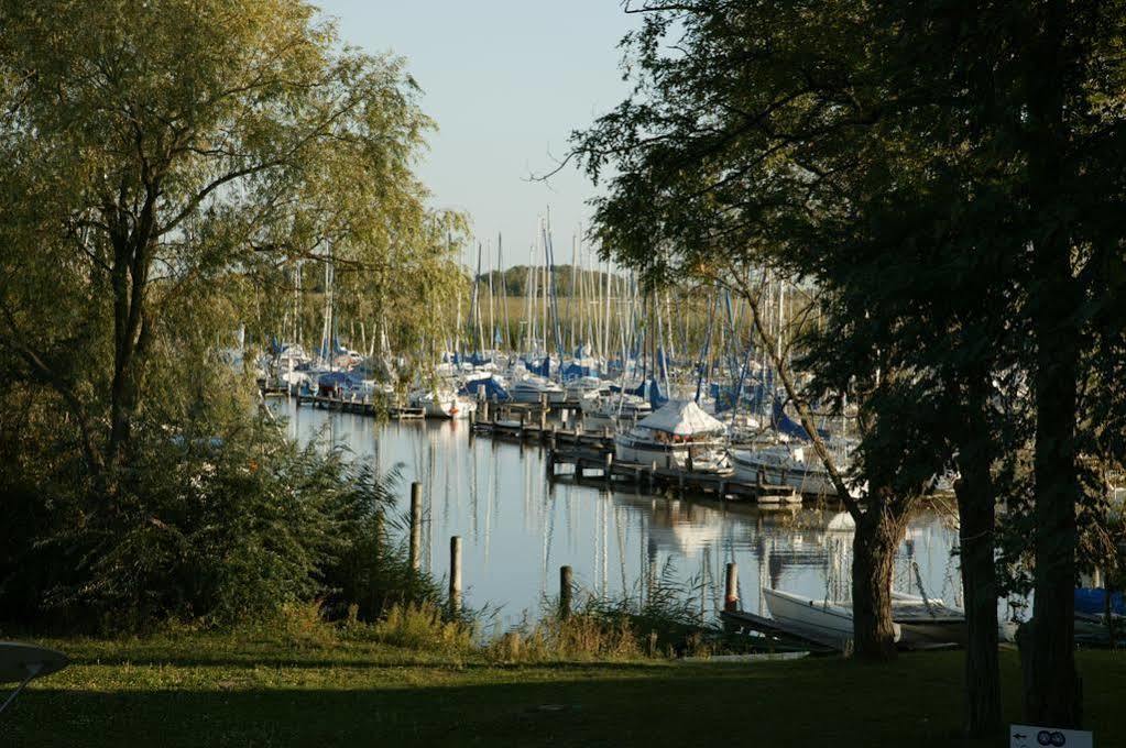 ويدن ام سي Hoteldorf Seepark Weiden المظهر الخارجي الصورة